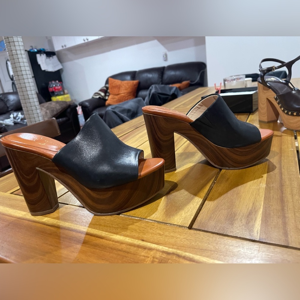 JESSICA SIMPSON BLOCK HEEL